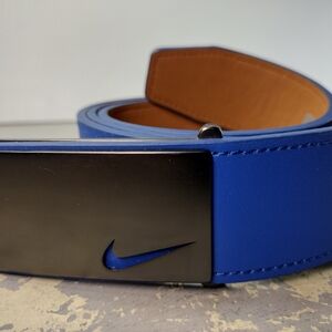 Nike Golf Belts Men's Sz 40 Powder Blue Shoosh Leather 11187402